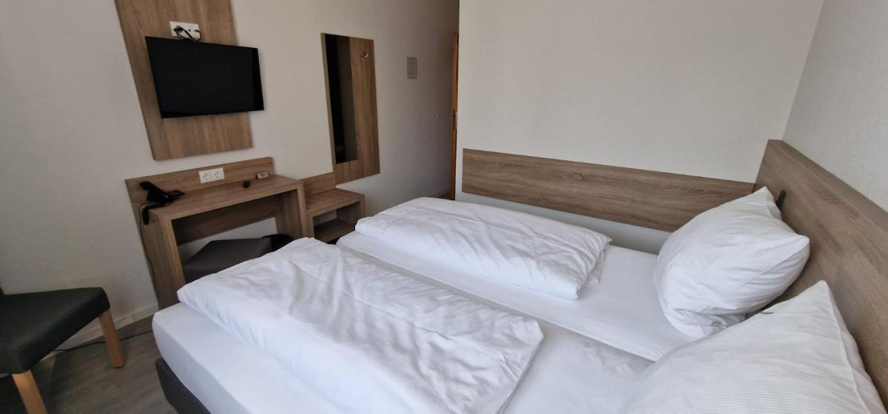 Hotel Ladage Frankfurt am Main Exterior photo
